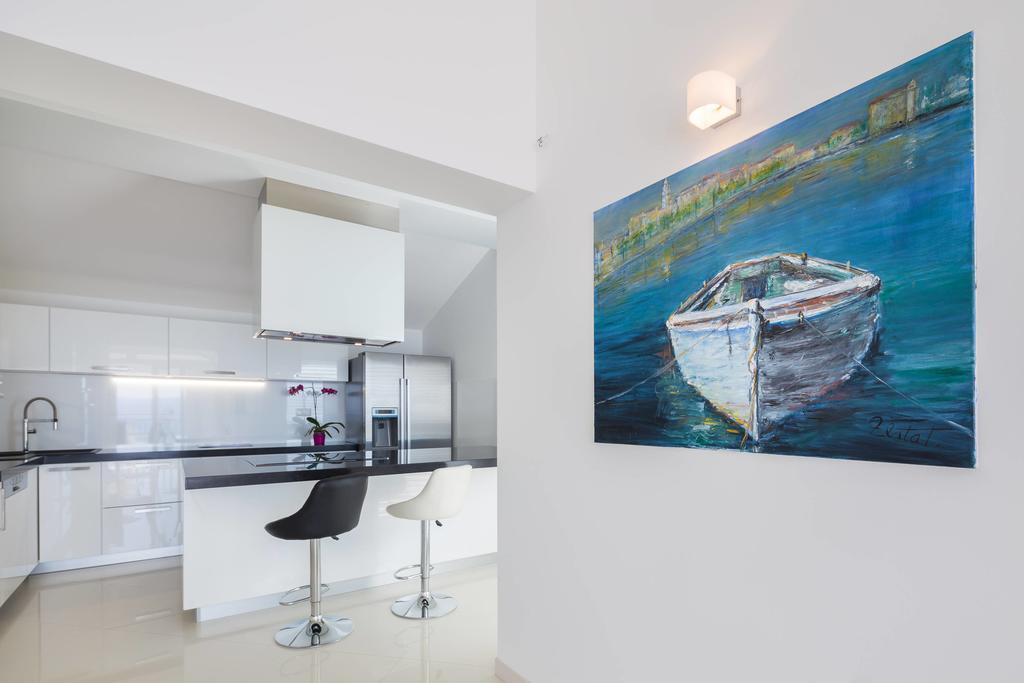 Beach Penthouse Diamond Omis Luaran gambar
